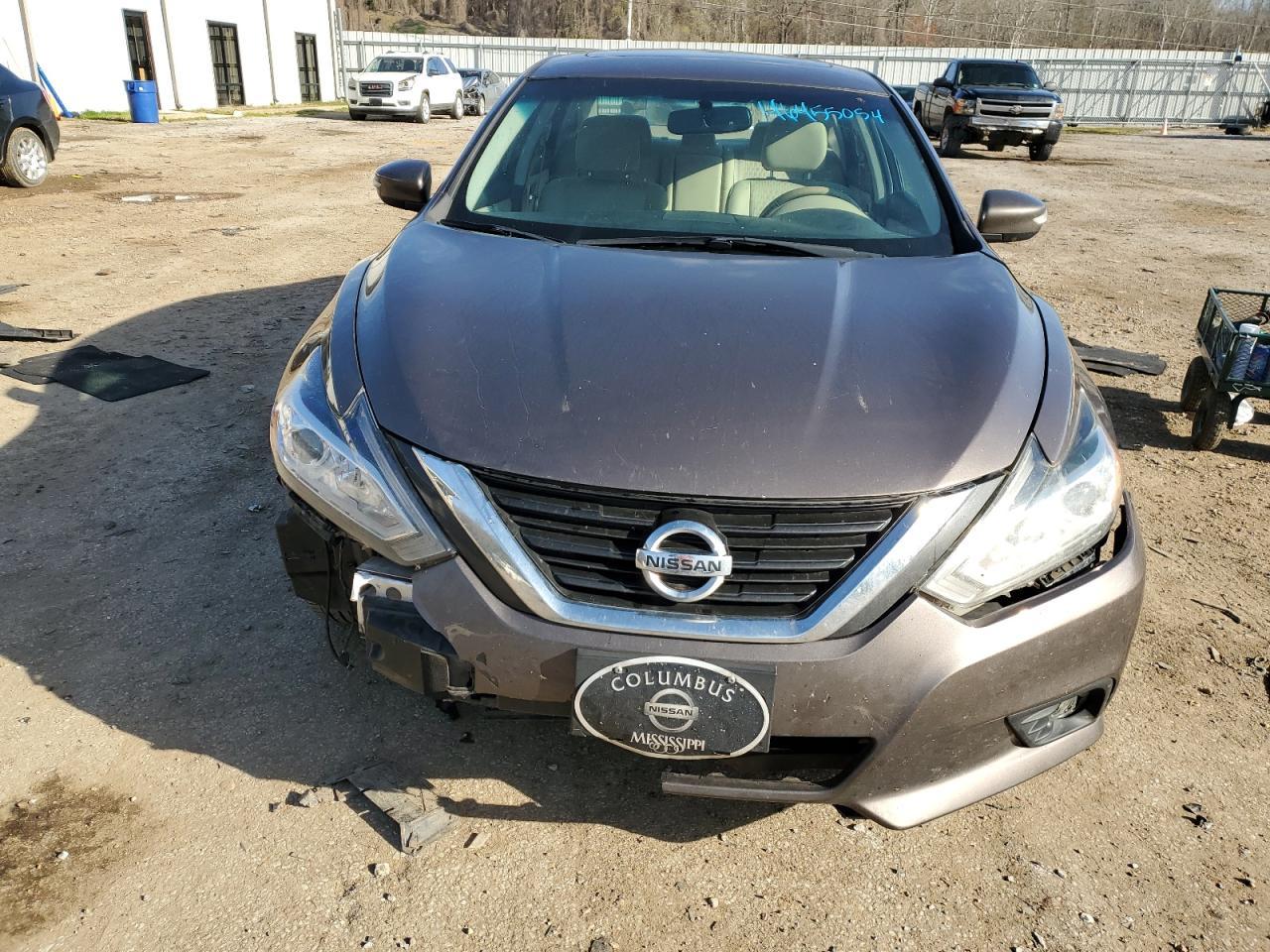 2016 NISSAN ALTIMA 2.5 - Фото 5