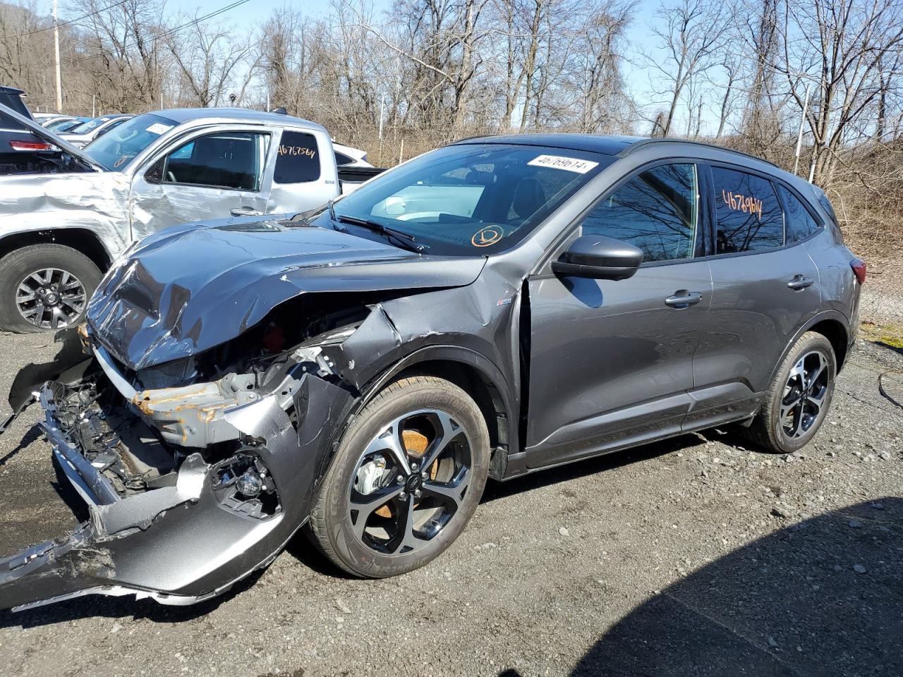 2023 FORD ESCAPE ST