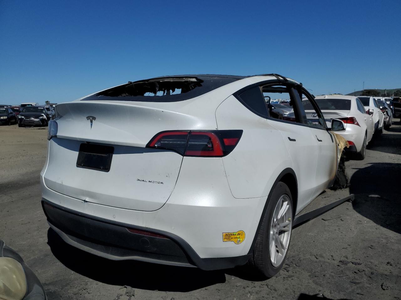 2022 TESLA MODEL Y - Image 3
