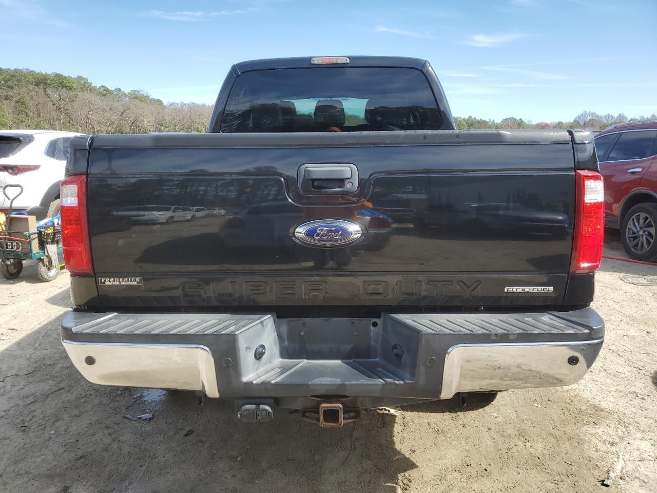 2015 FORD F250 SUPER - Фото 6