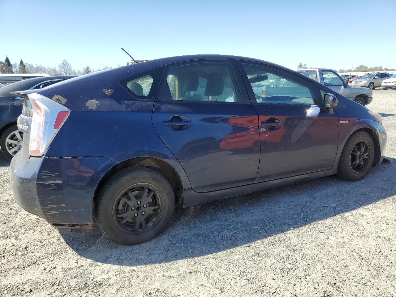 2015 TOYOTA PRIUS - Image 3