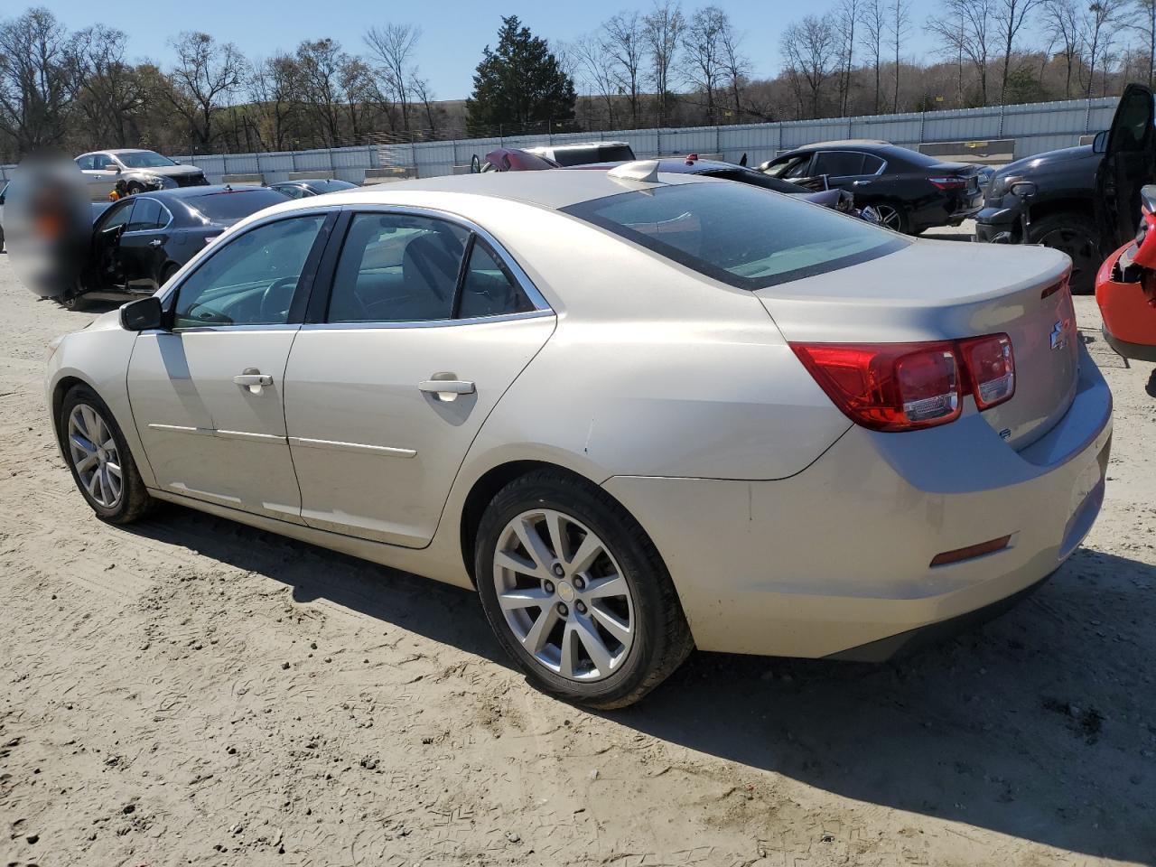 2015 CHEVROLET MALIBU 2LT - Фото 2