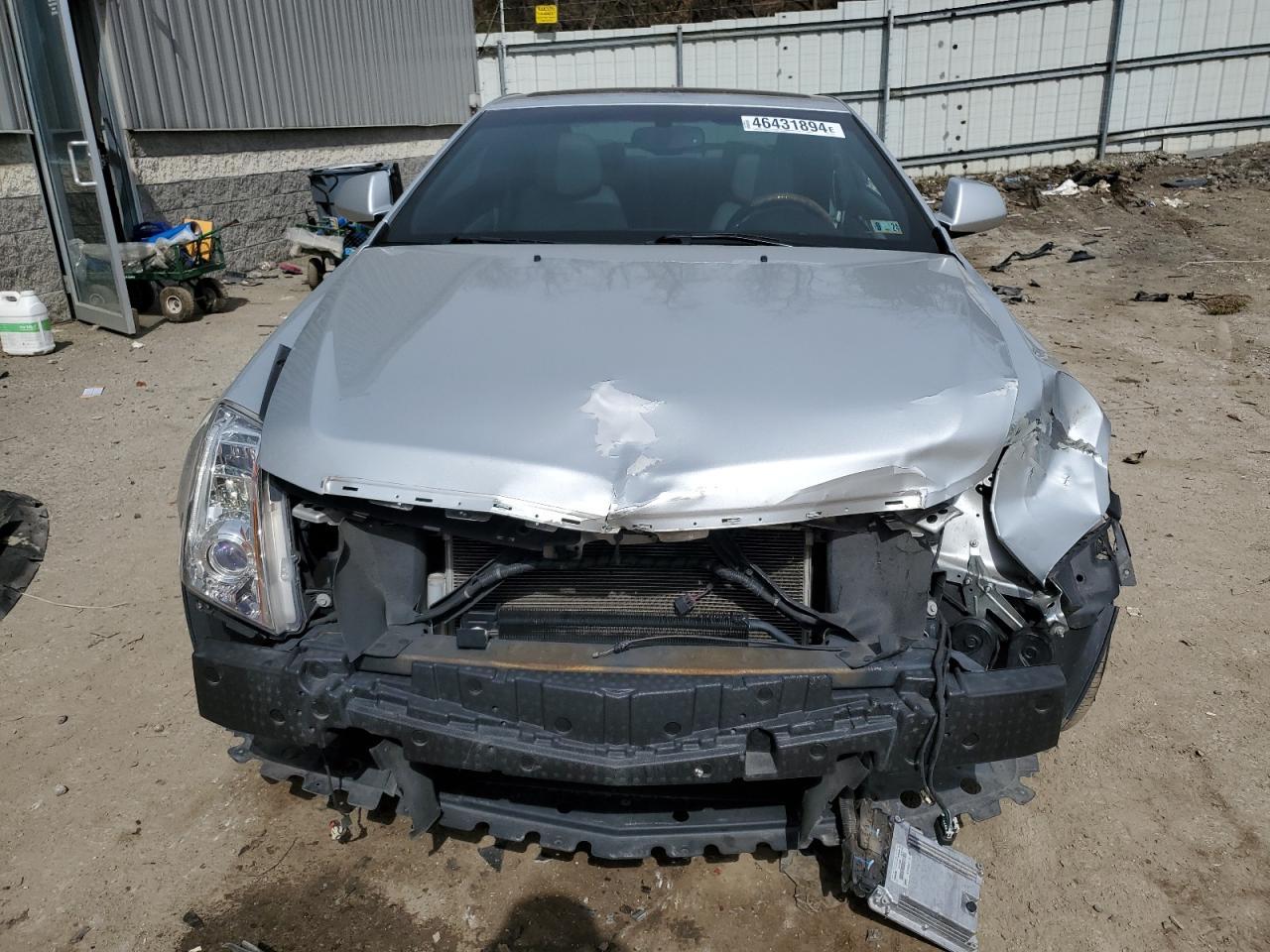 2011 CADILLAC CTS PREMIU - Image 5