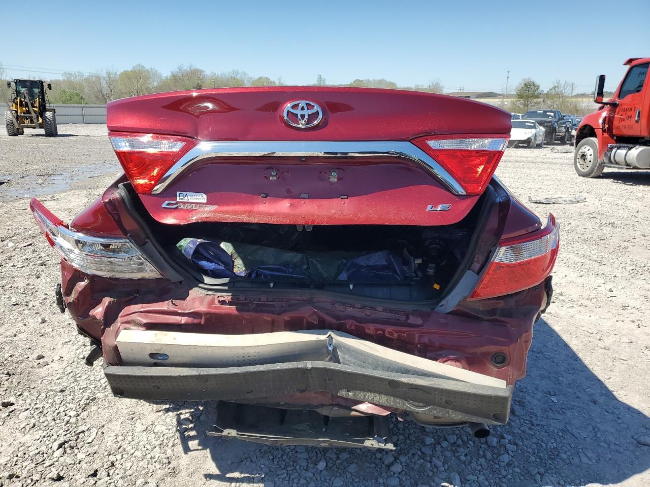 2017 TOYOTA CAMRY LE - Фото 6