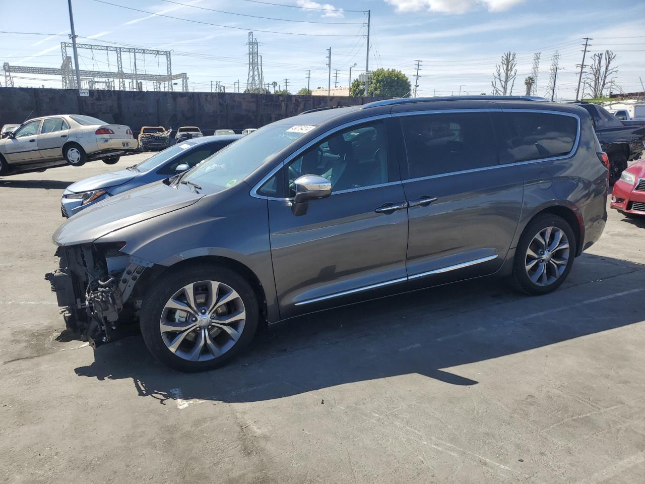 2020 CHRYSLER PACIFICA L