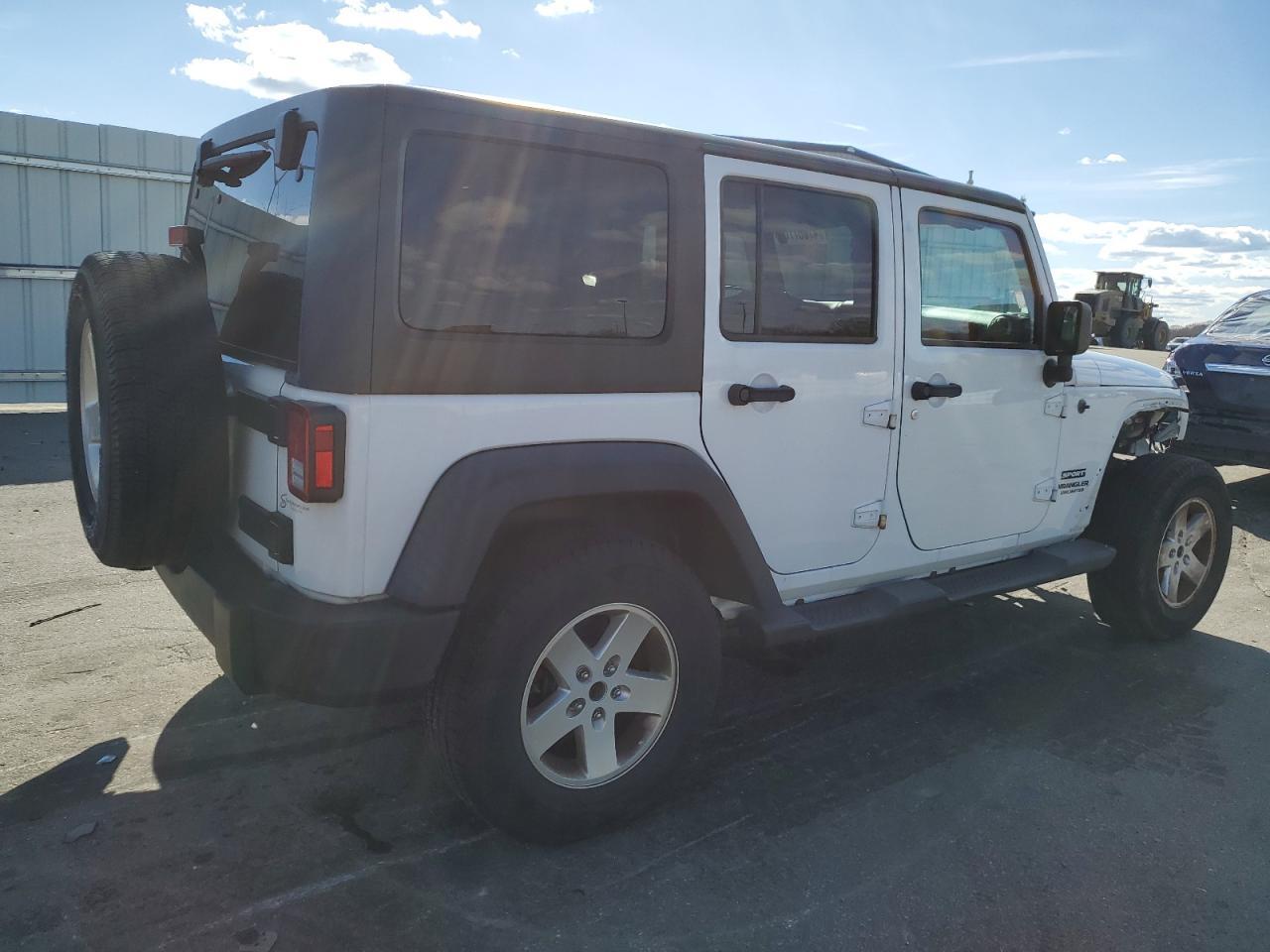 2017 JEEP WRANGLER U - Фото 3