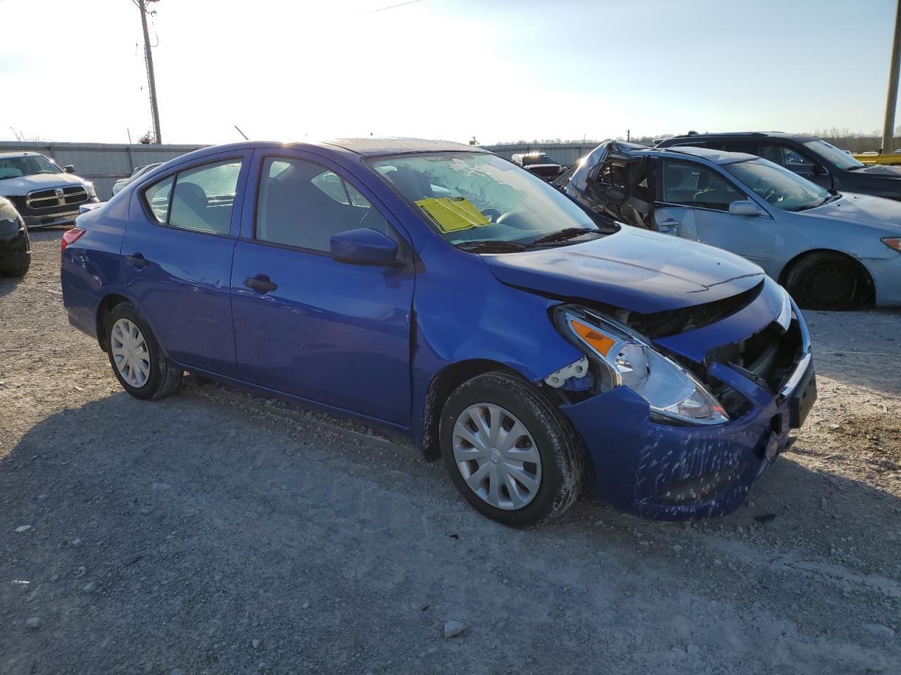 2016 NISSAN VERSA S - Фото 4
