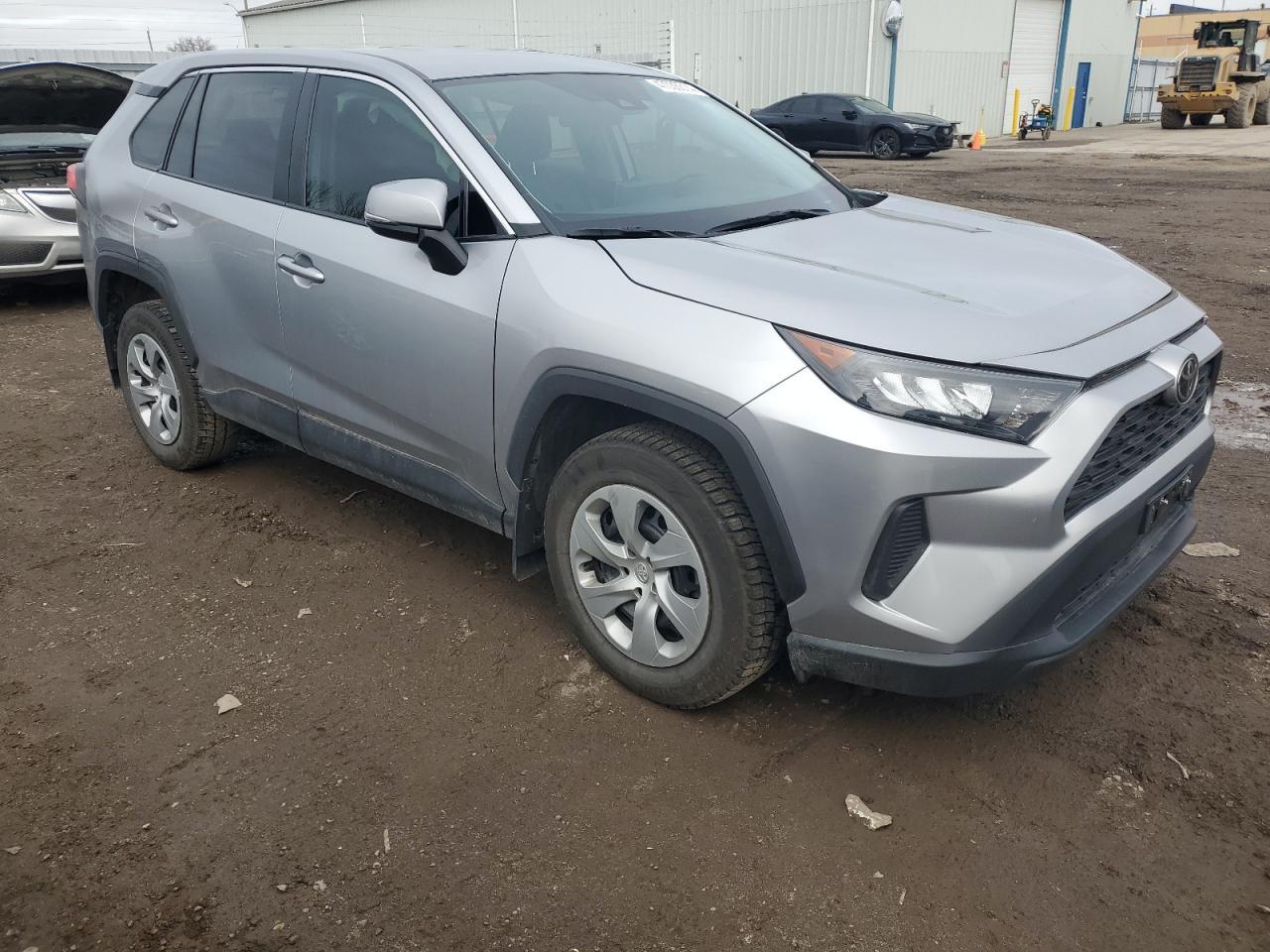 2023 TOYOTA RAV4 LE - Фото 4