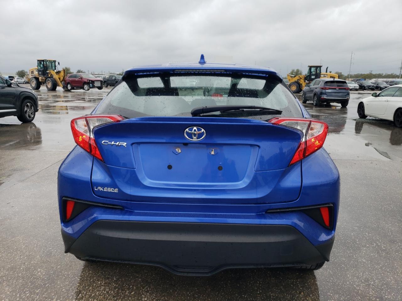 2022 TOYOTA C-HR XLE - Фото 6