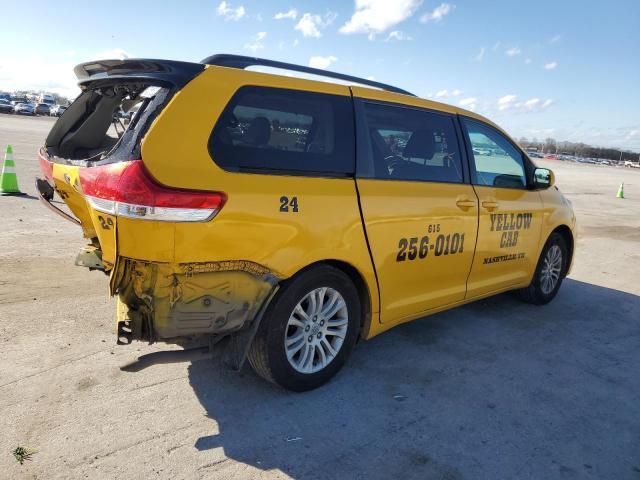 2013 Toyota Sienna Xle - Image 3