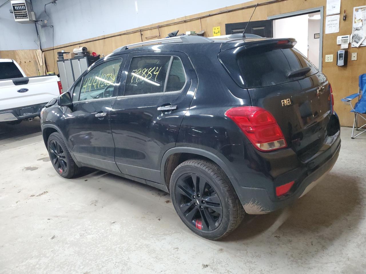 2018 CHEVROLET TRAX 1LT - Фото 2