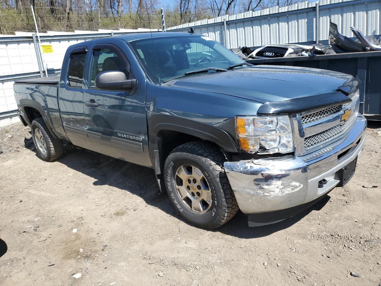 2013 CHEVROLET SILVERADO - Фото 4