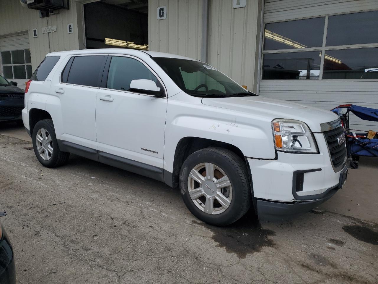 2016 GMC TERRAIN SL - Image 4