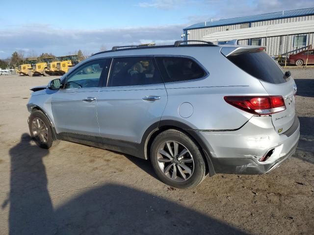 2017 Hyundai Santa Fe Se - Image 2