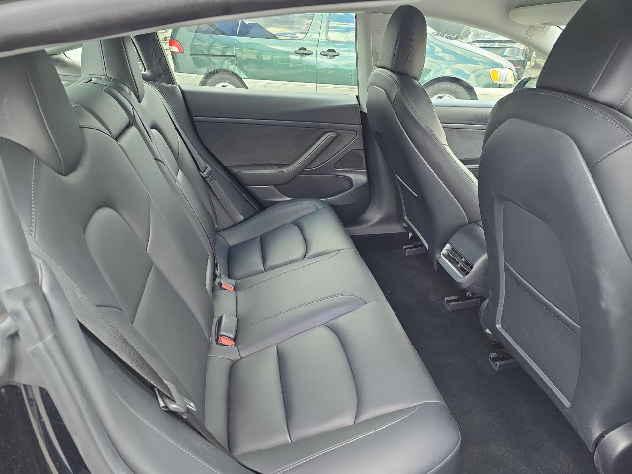 2021 TESLA MODEL 3 - Фото 6