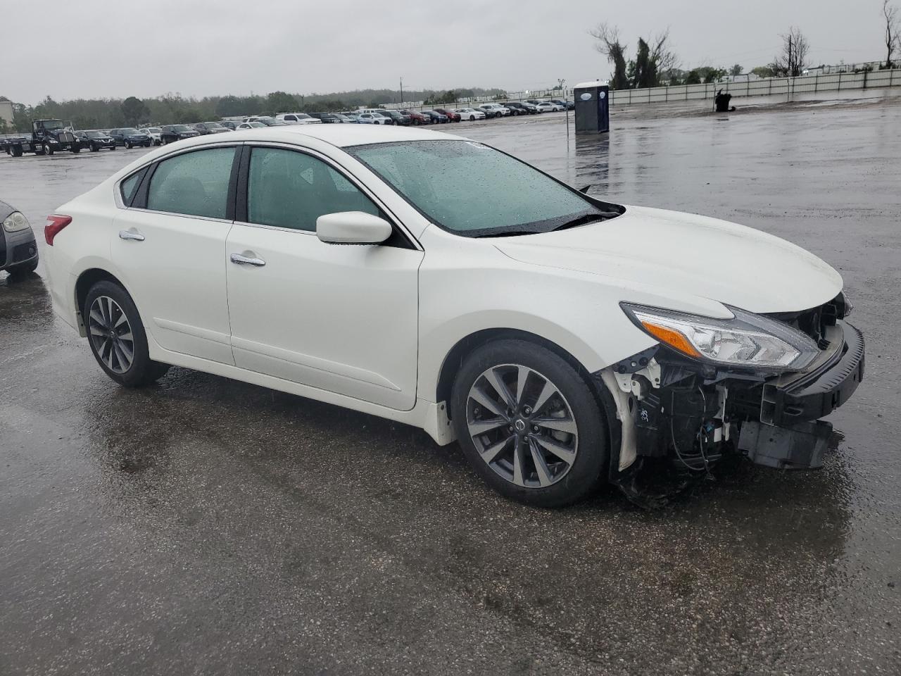 2017 NISSAN ALTIMA 2.5 - Фото 4