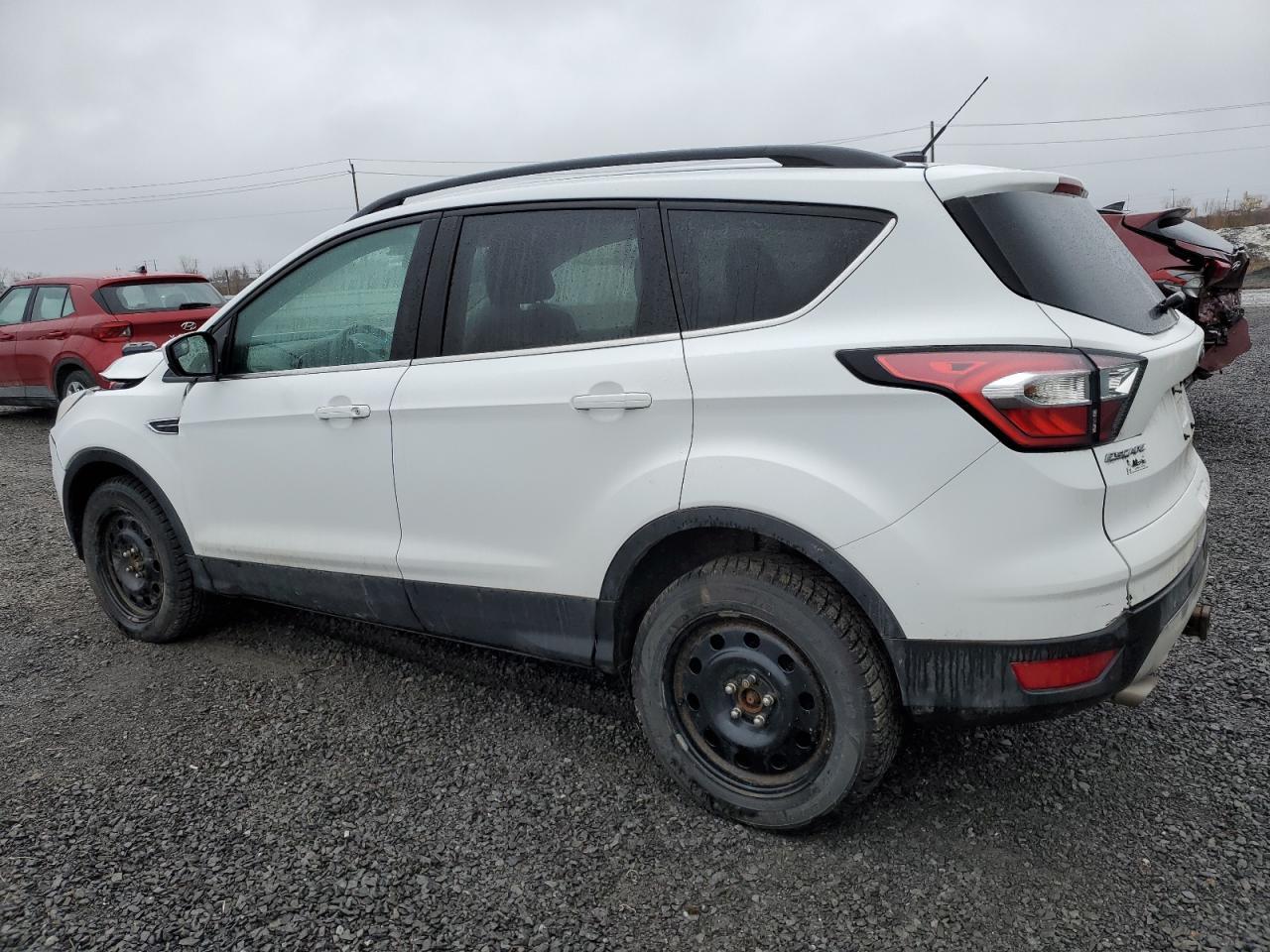2017 FORD ESCAPE SE - Фото 2