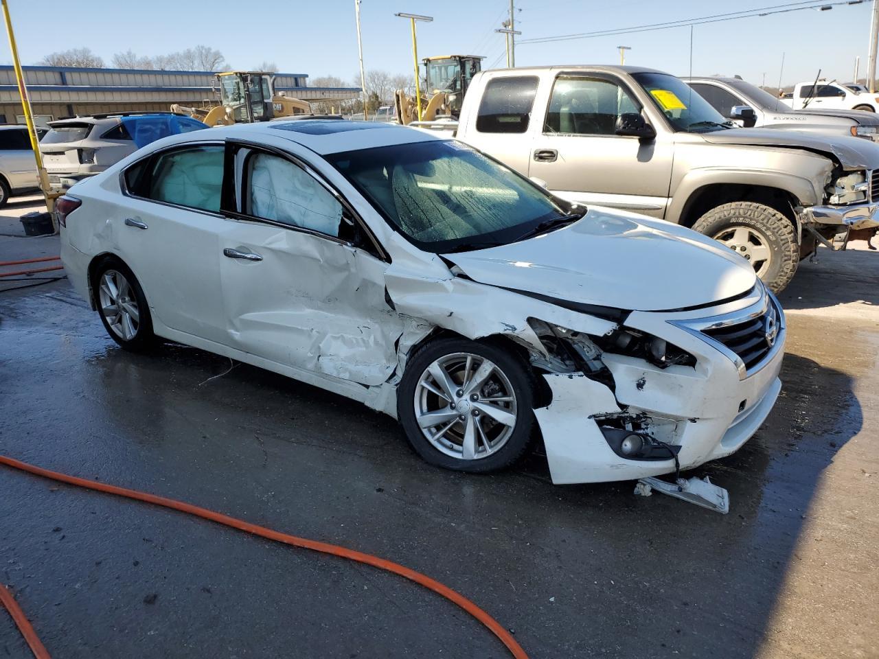 2015 NISSAN ALTIMA 2.5 - Фото 4
