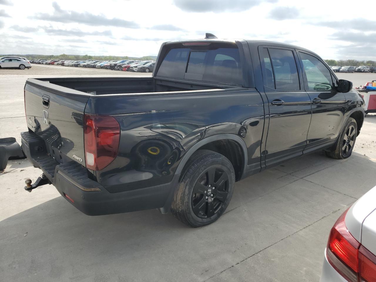 2018 HONDA RIDGELINE - Image 3