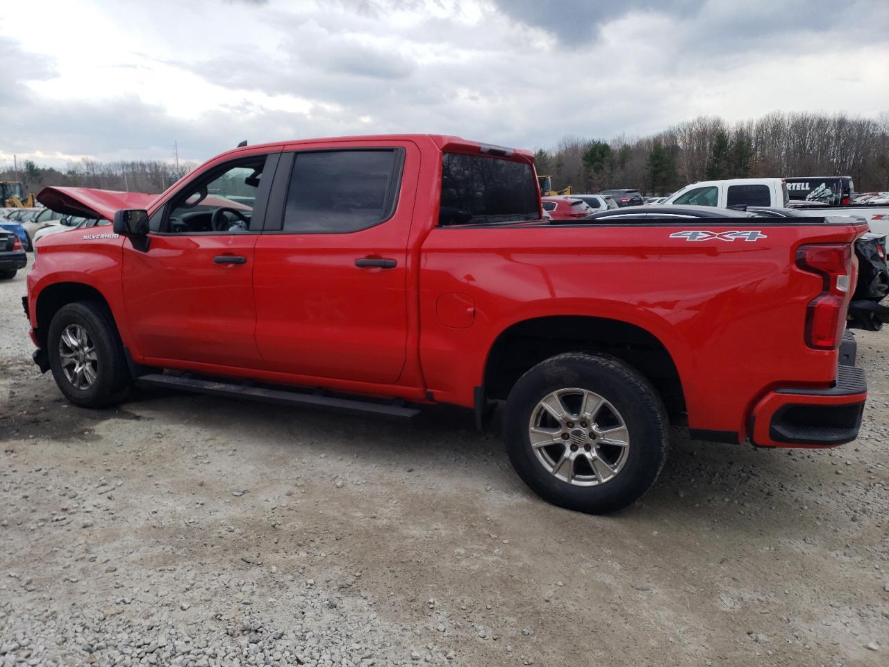 2019 CHEVROLET SILVERADO - Image 2