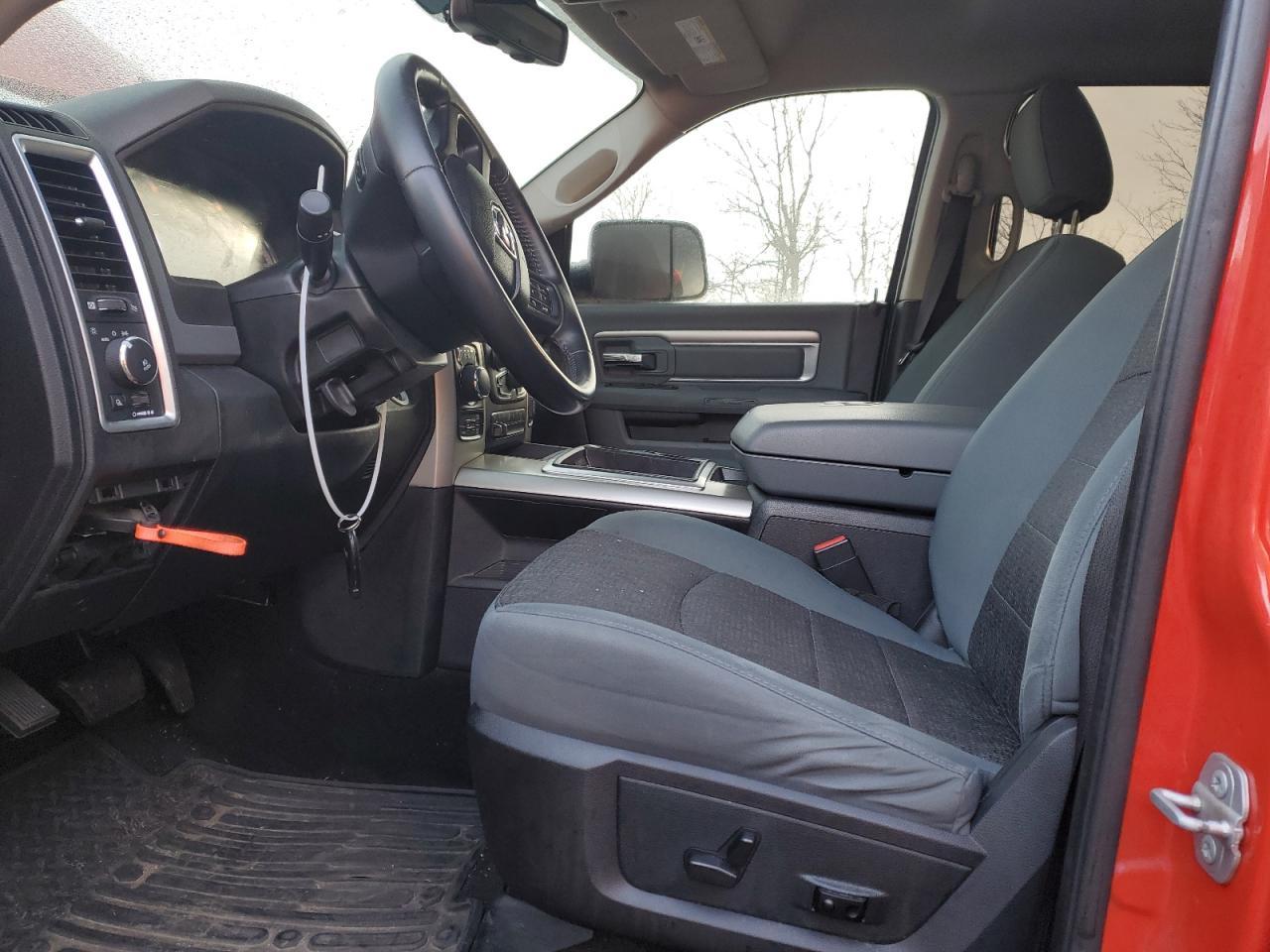 2015 RAM 1500 SLT - Image 7