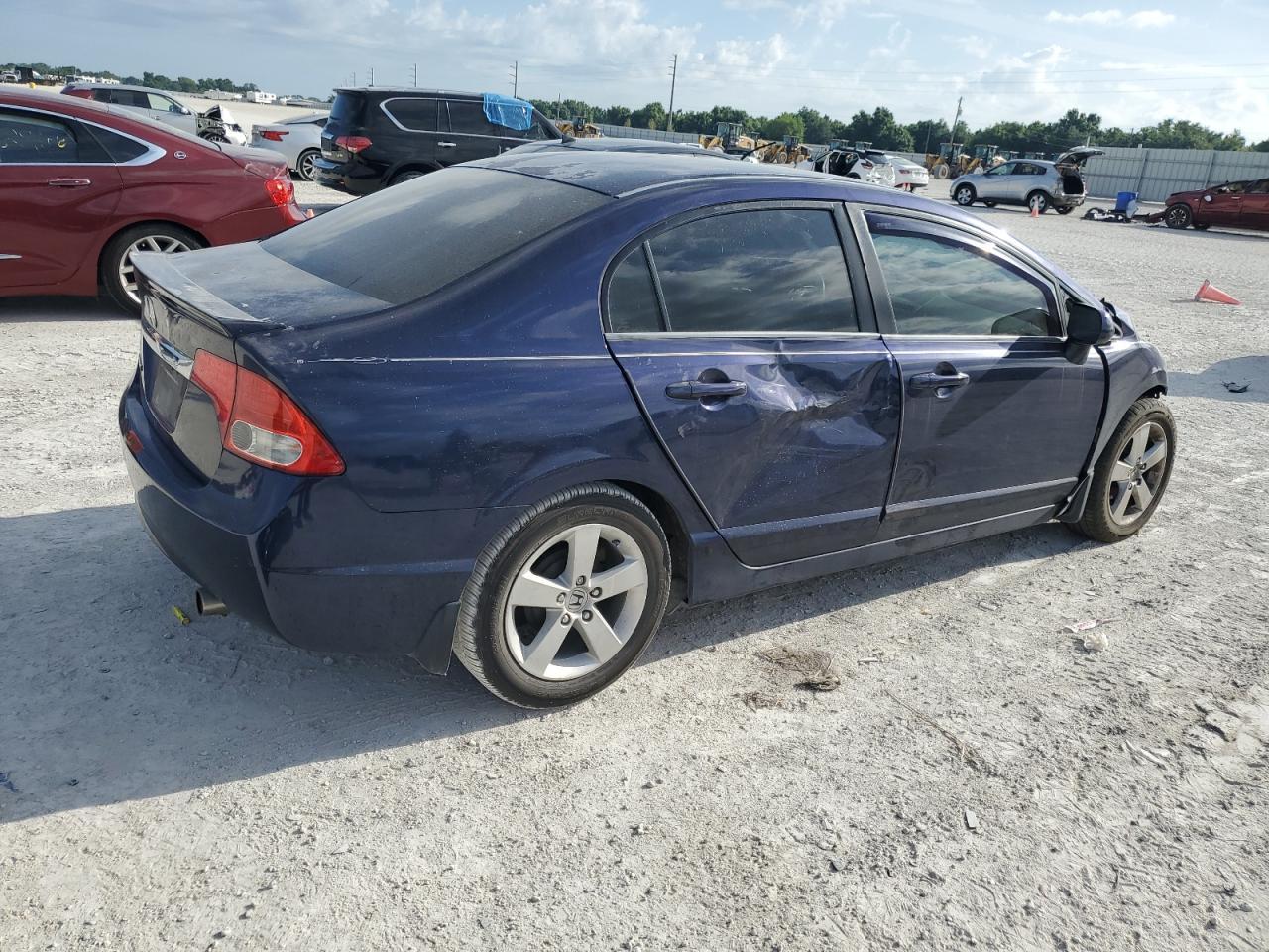 2011 HONDA CIVIC LX-S - Фото 3