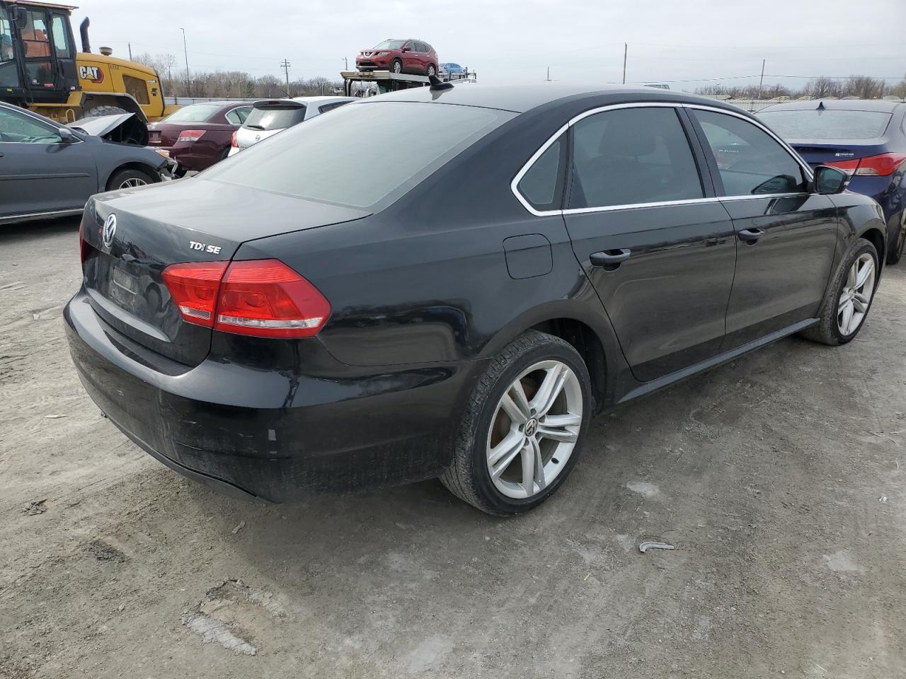 2014 VOLKSWAGEN PASSAT SE - Фото 3