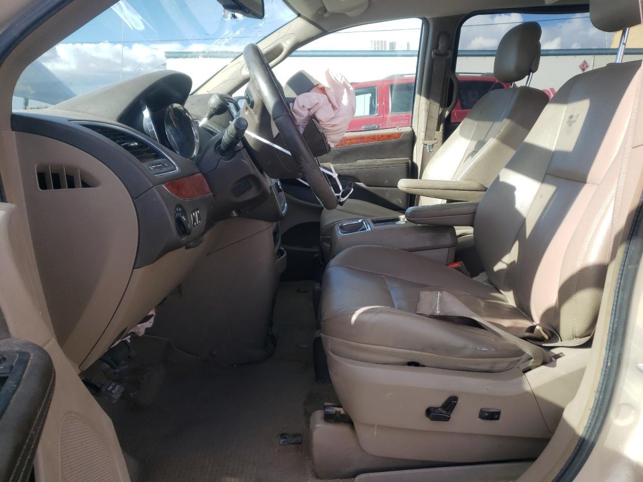 2014 CHRYSLER TOWN & COU - Фото 7