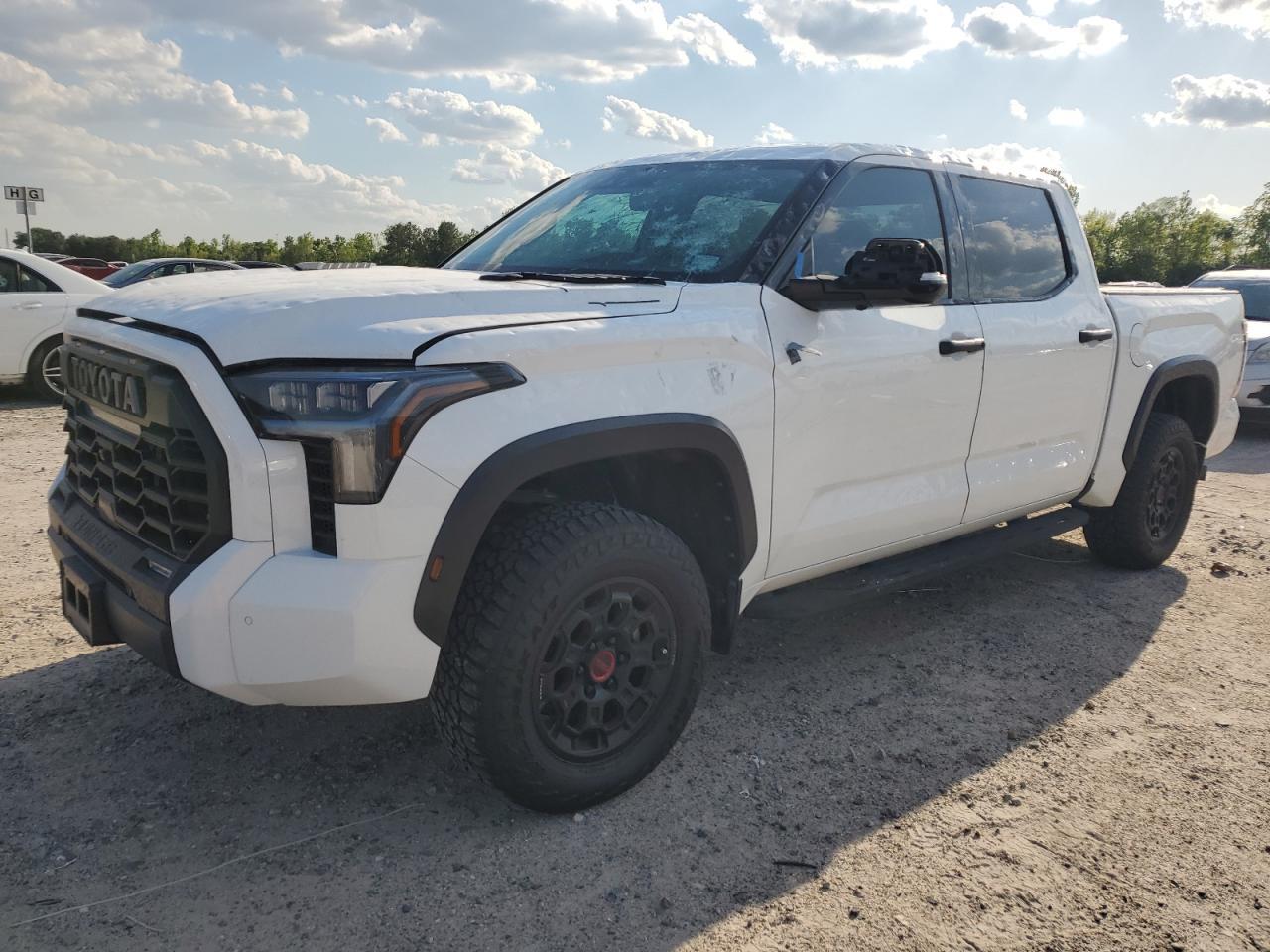 2022 TOYOTA TUNDRA CRE car image