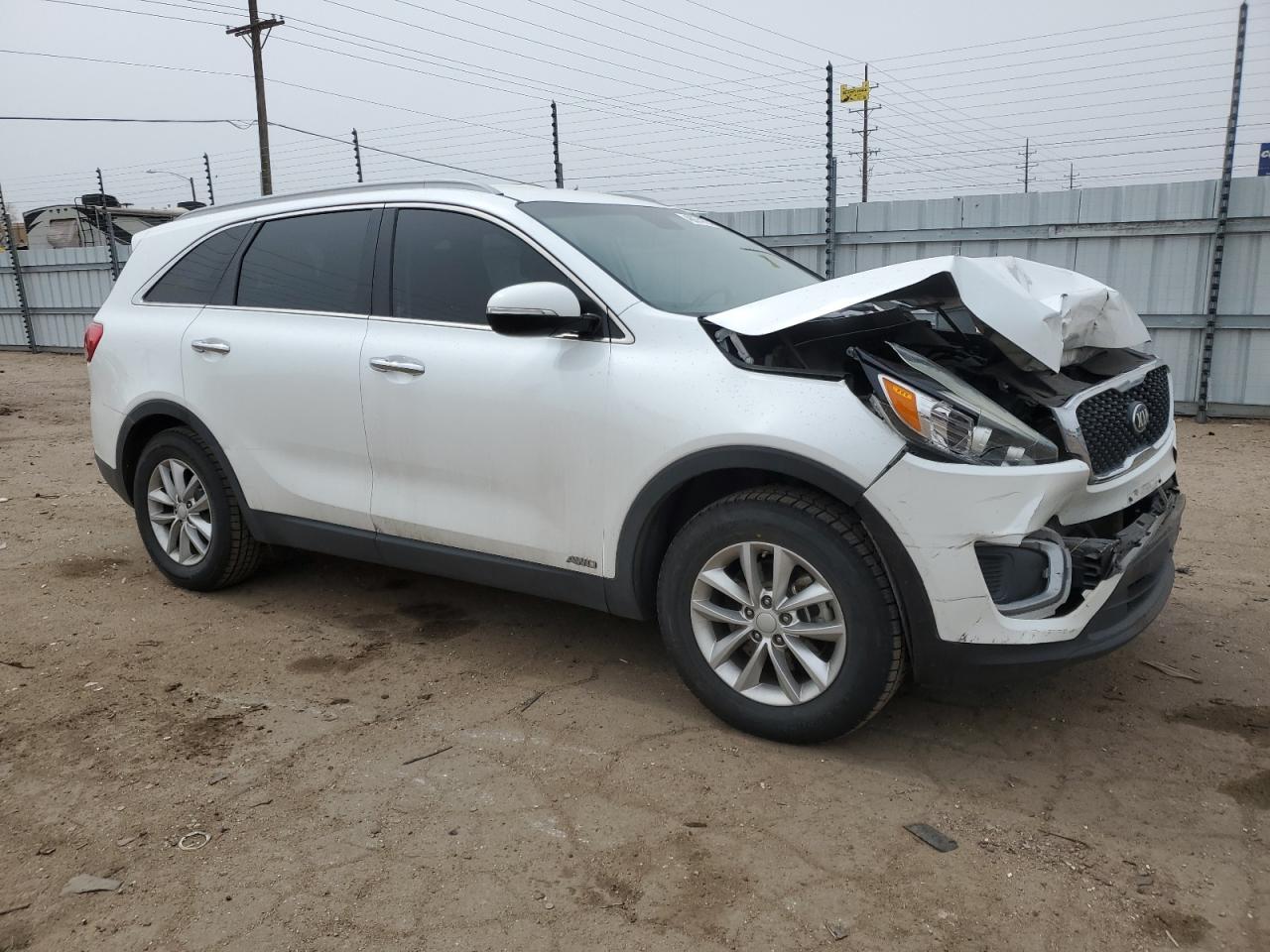 2017 KIA SORENTO LX - Фото 4