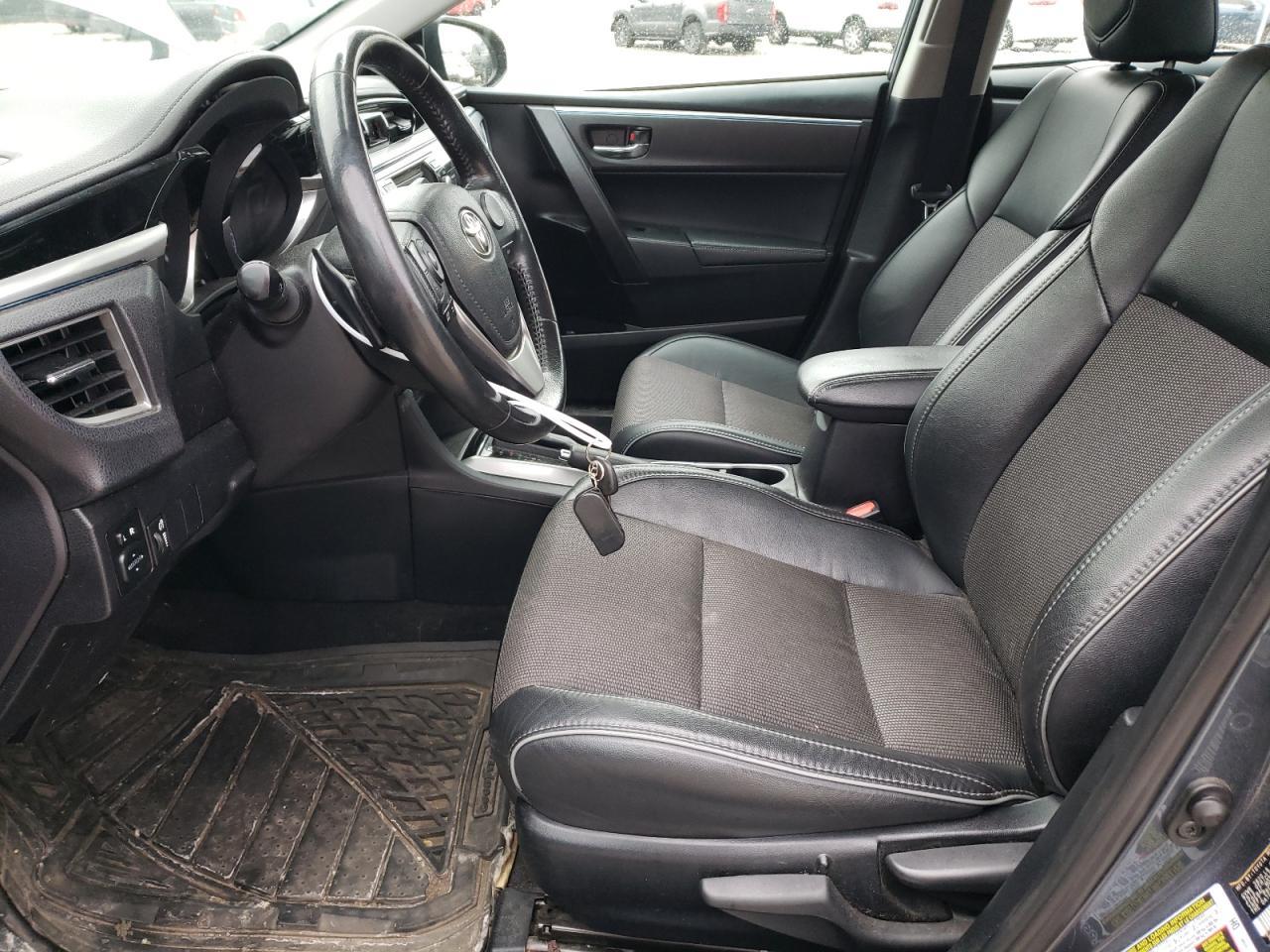 2015 TOYOTA COROLLA L - Фото 7