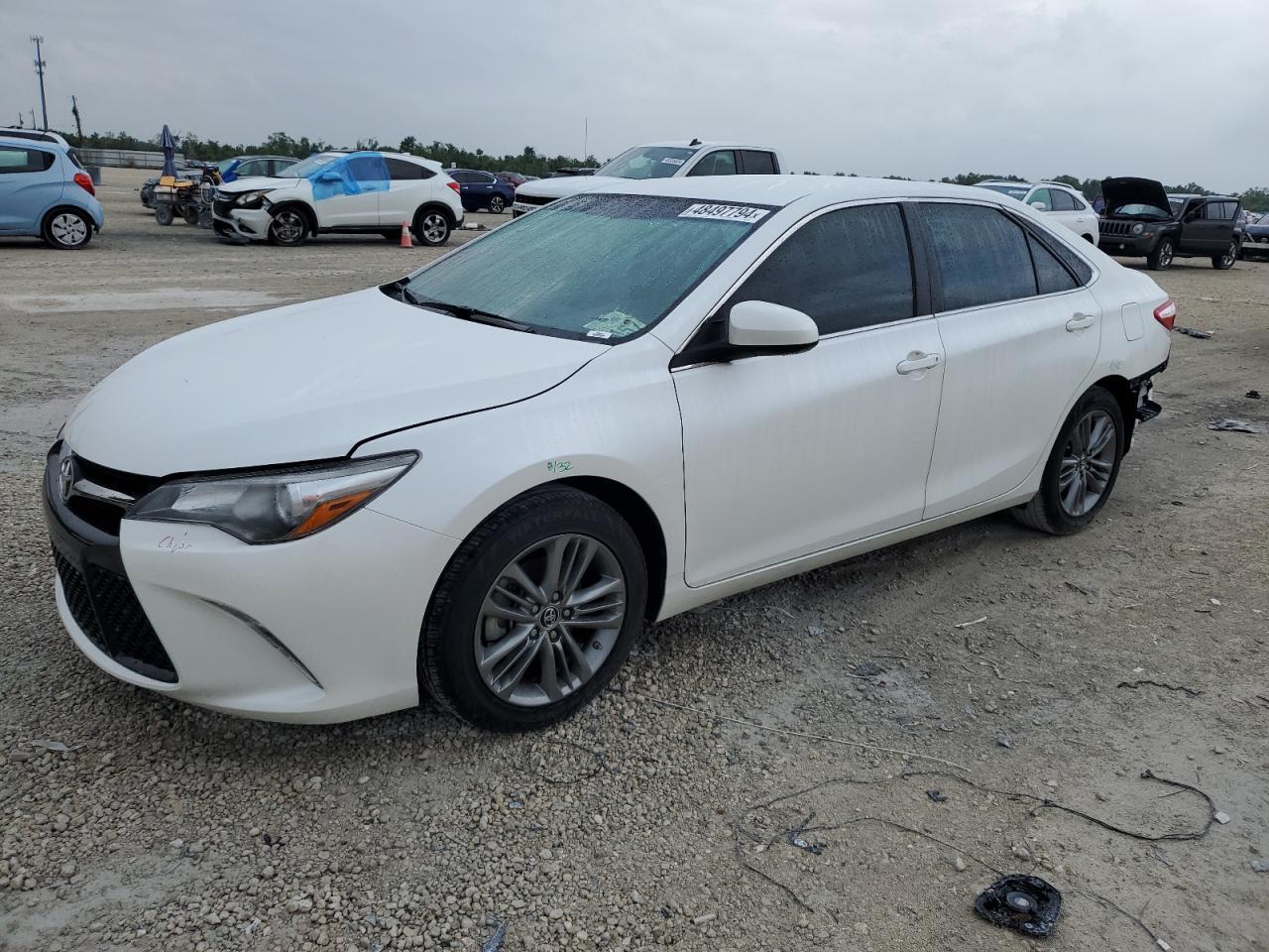 2016 TOYOTA CAMRY LE
