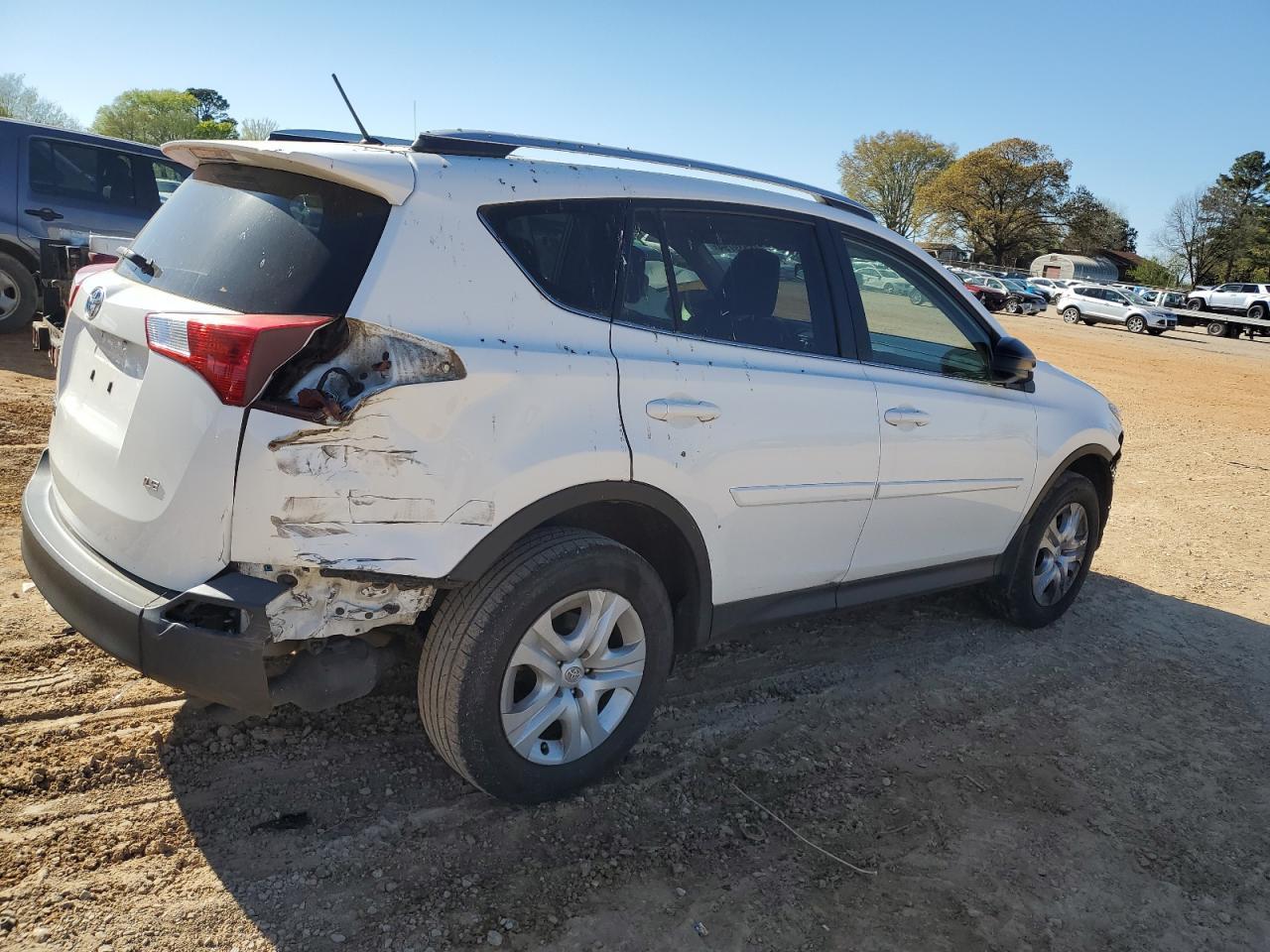2015 TOYOTA RAV4 LE - Image 3