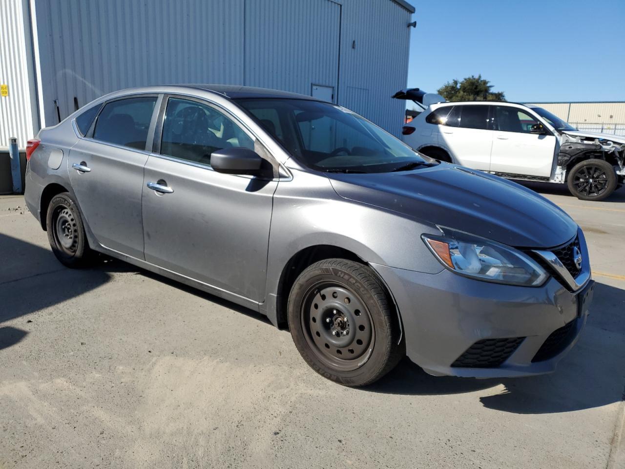2017 NISSAN SENTRA S - Фото 4