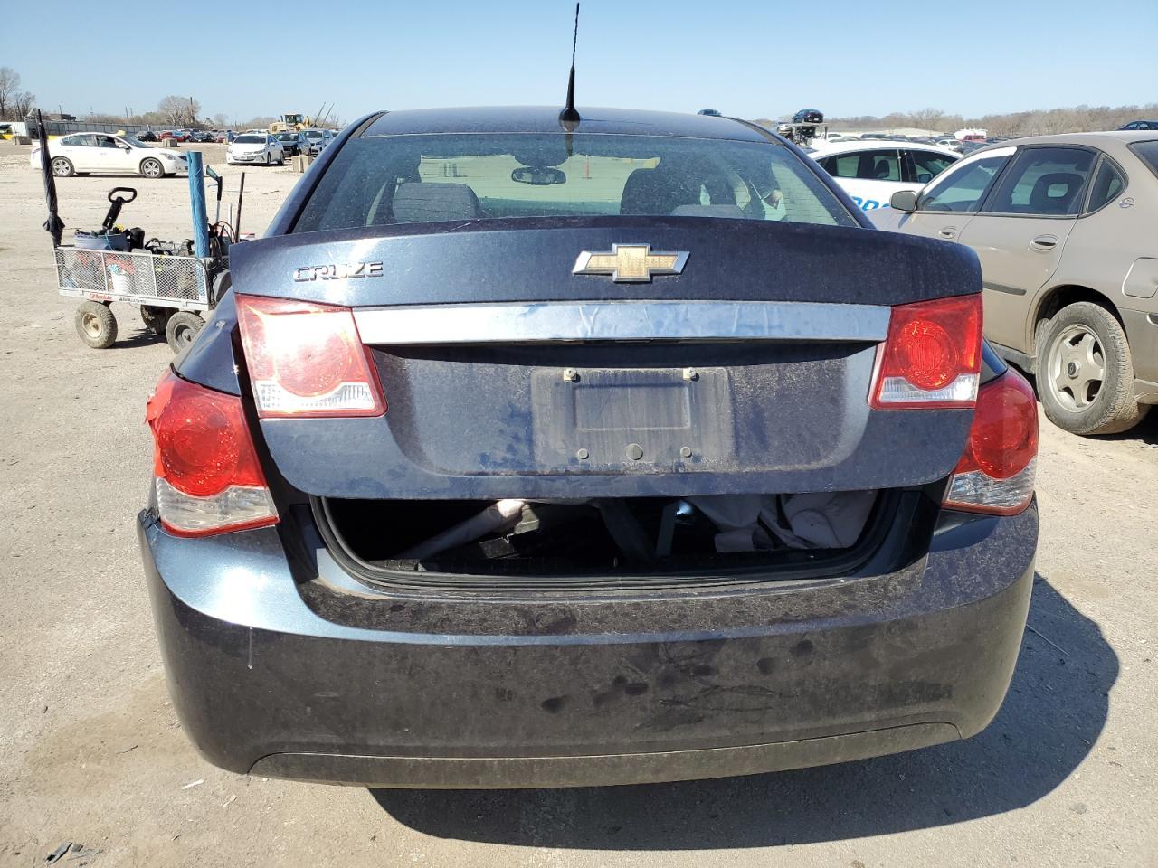 2014 CHEVROLET CRUZE LS - Фото 6