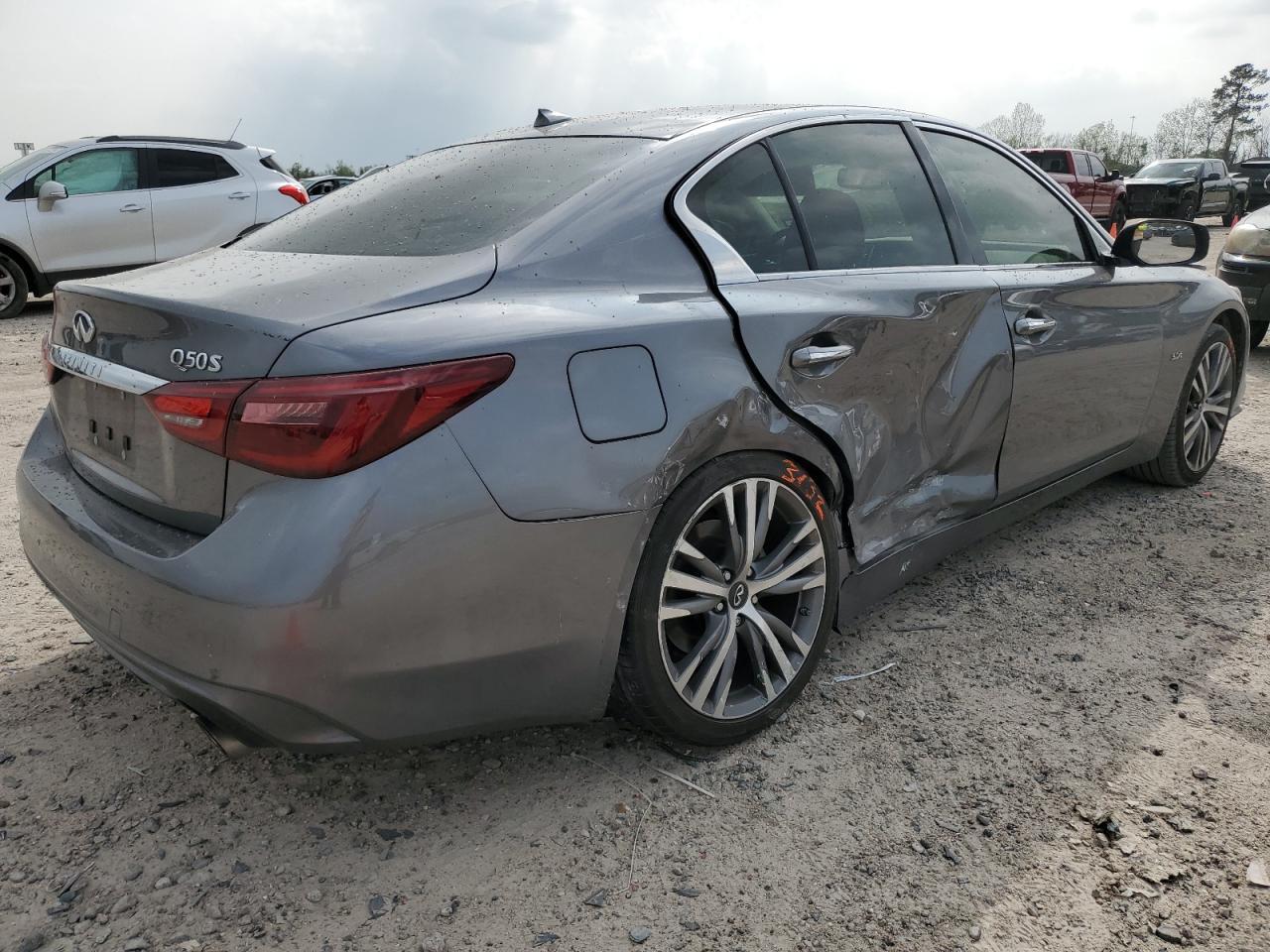 2018 INFINITI Q50 LUXE - Image 3