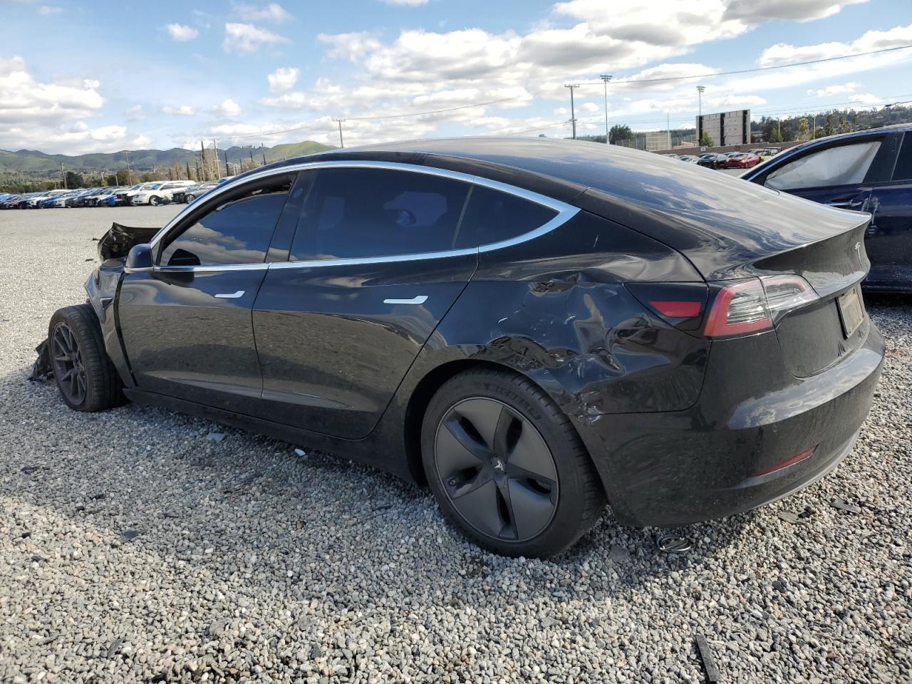 2019 TESLA MODEL 3 - Image 2