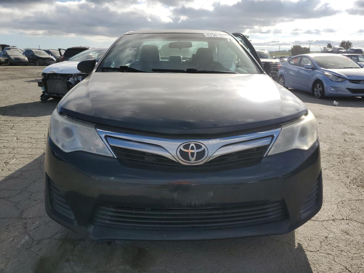 2014 TOYOTA CAMRY L - Фото 5