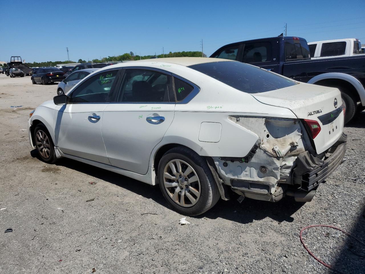 2017 NISSAN ALTIMA 2.5 - Фото 2