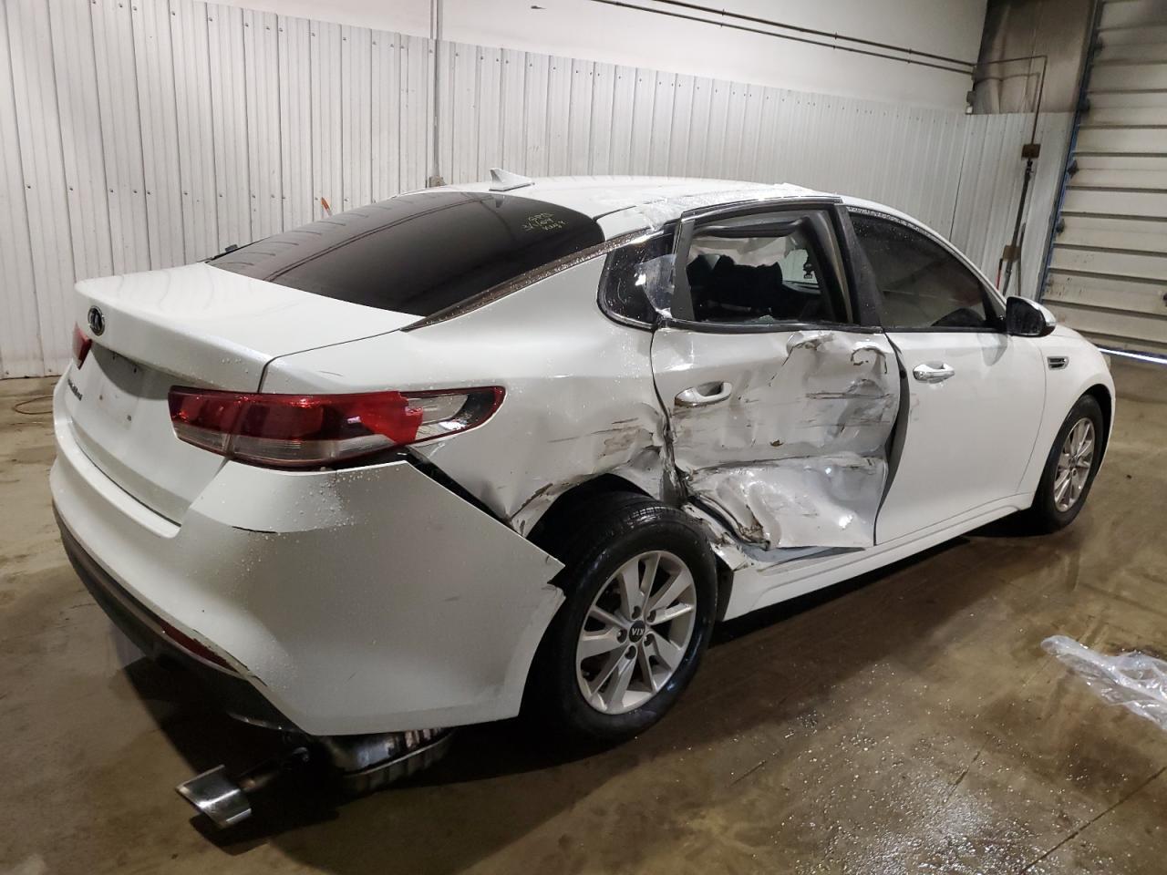 2016 KIA OPTIMA LX - Image 3