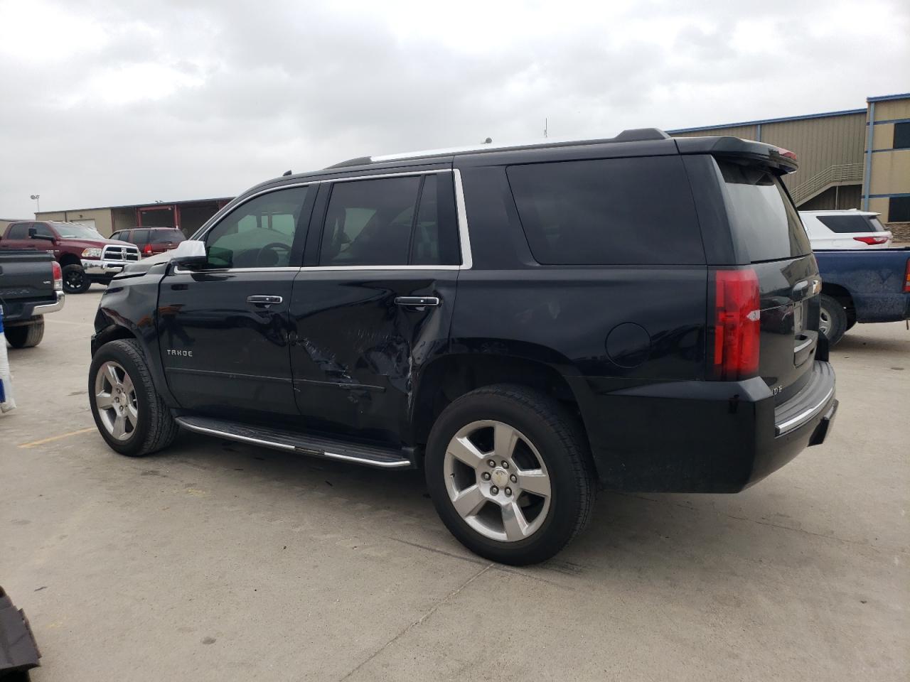 2017 CHEVROLET TAHOE K150 - Image 2