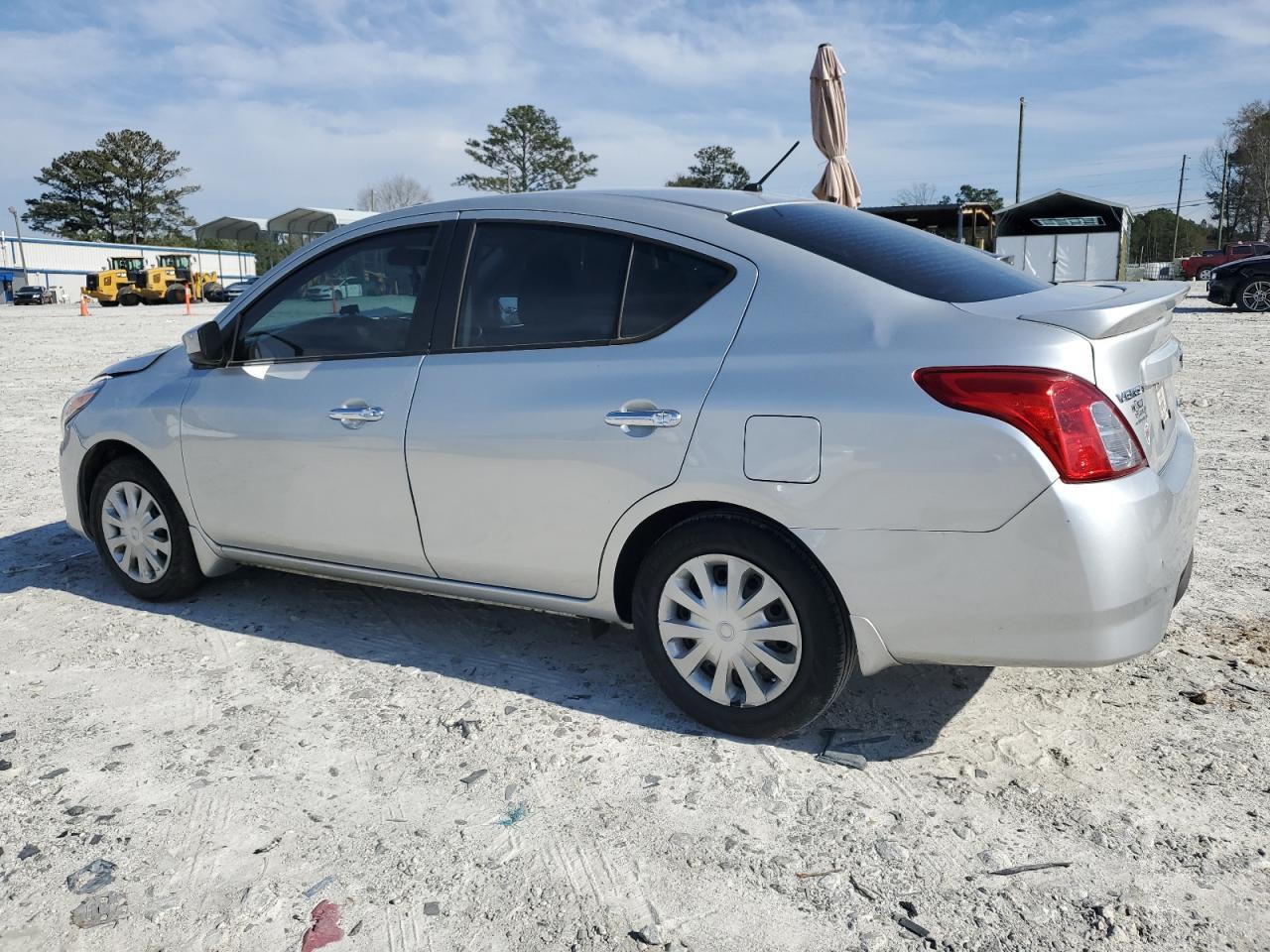 2016 NISSAN VERSA S - Фото 2
