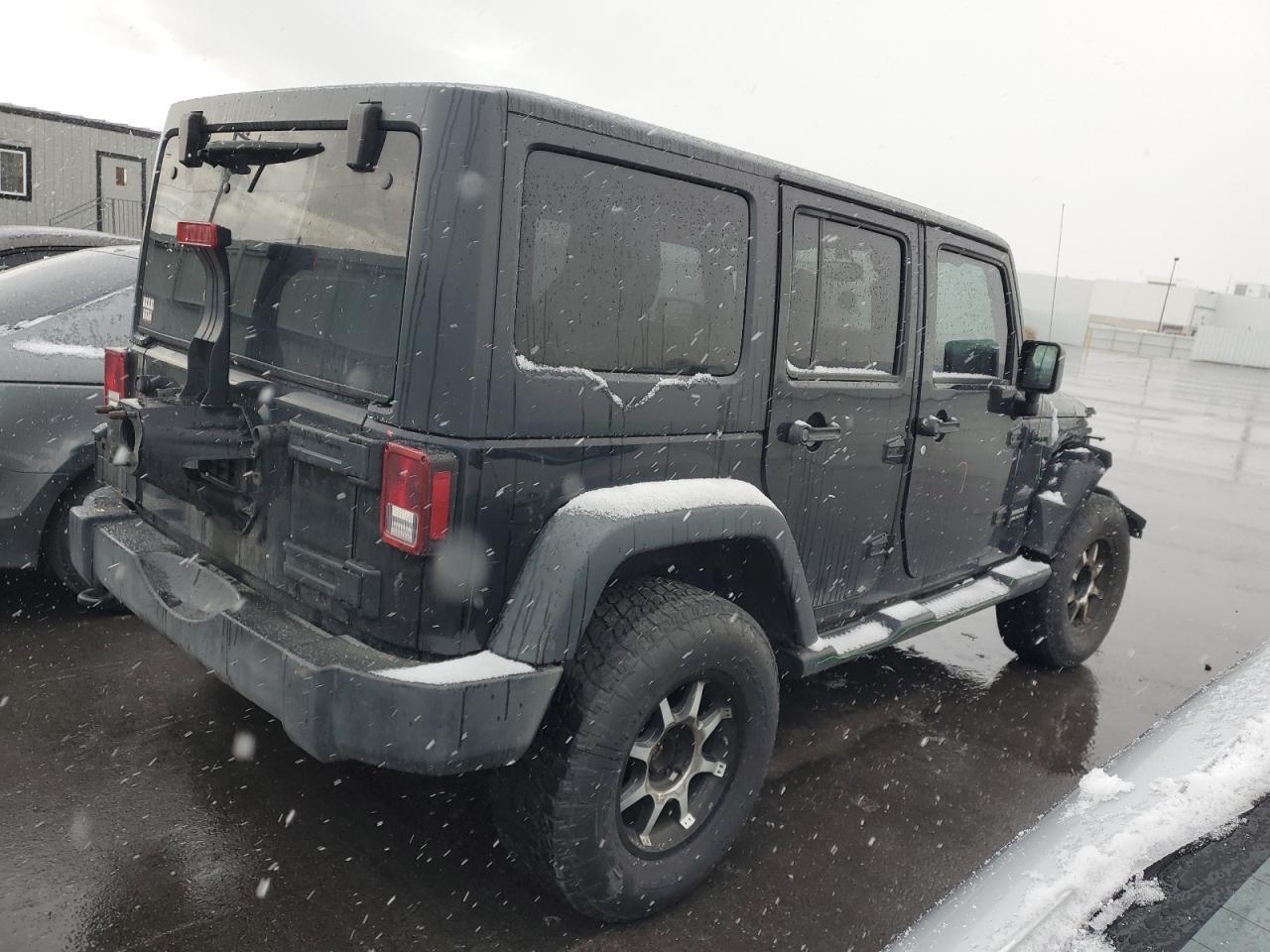 2017 JEEP WRANGLER U - Image 3