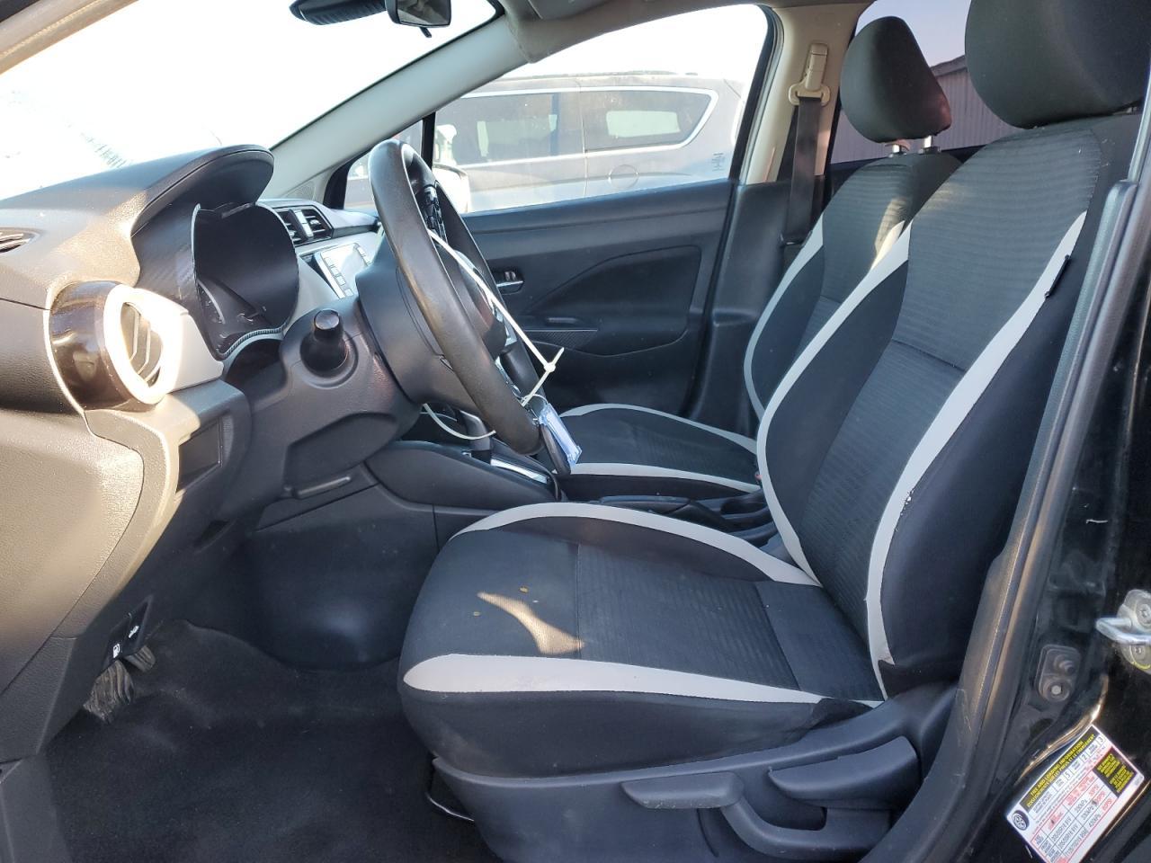 2021 NISSAN VERSA SV - Фото 7
