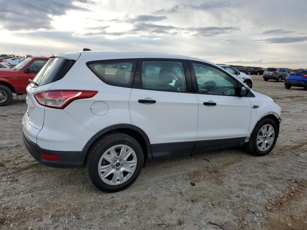 2015 FORD ESCAPE S - Image 3
