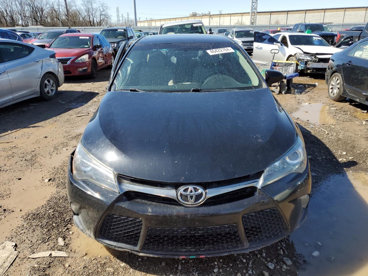 2015 TOYOTA CAMRY LE - Фото 5