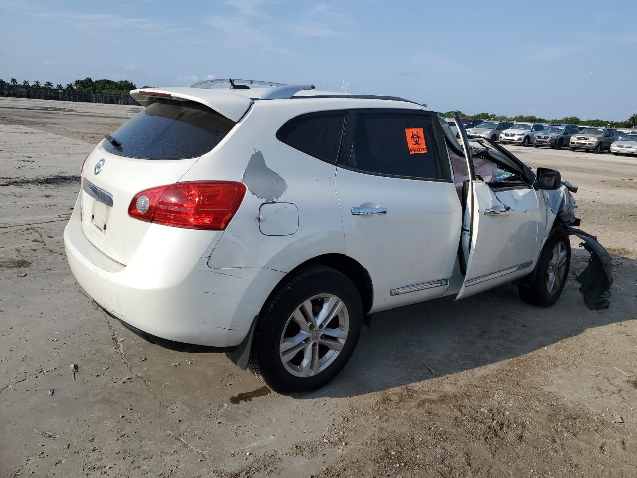 2015 NISSAN ROGUE SELE - Image 3