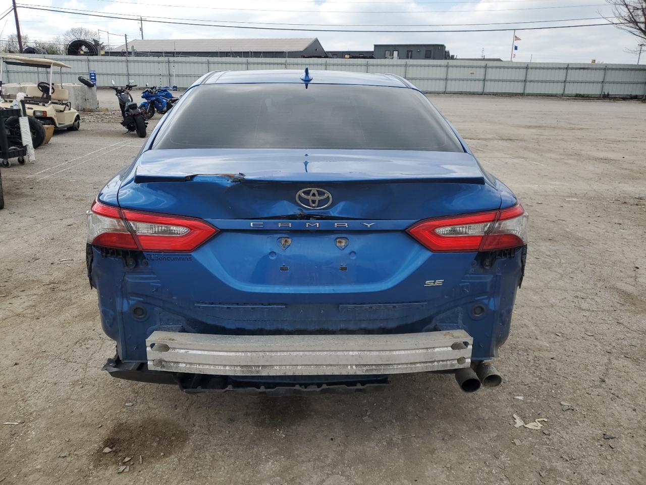 2019 TOYOTA CAMRY L - Image 6
