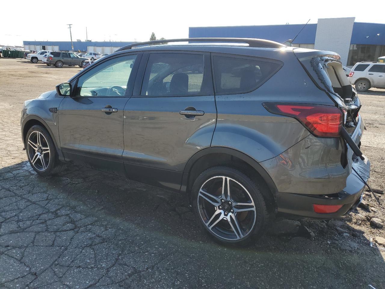 2019 FORD ESCAPE SEL - Фото 2