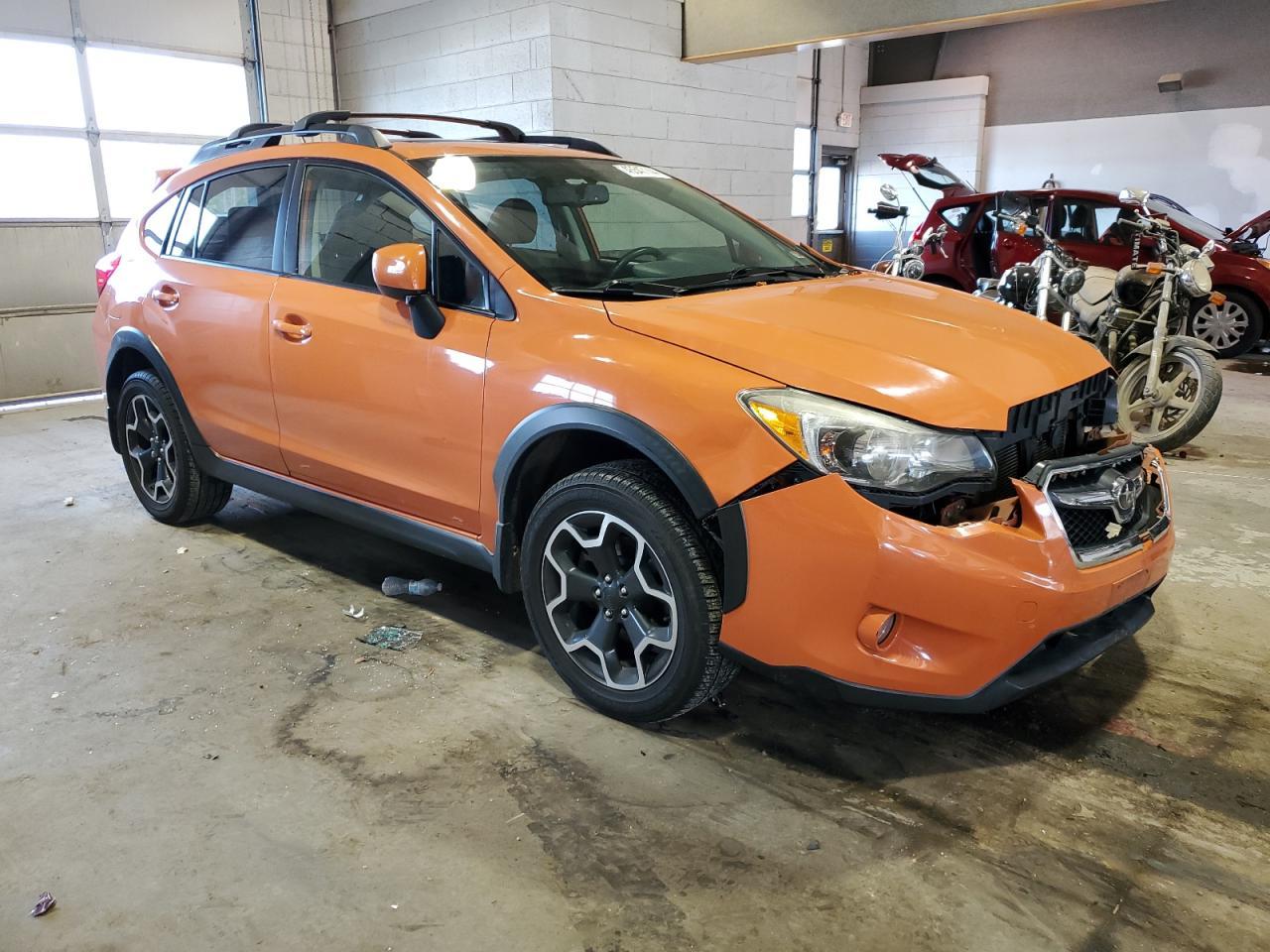 2014 SUBARU XV CROSSTR - Image 4